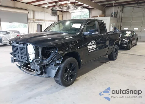 2022 Ram 1500 Big Horn 4X4 6'4 Box/Lone Star 4X4 6'4 Box z USA, uszkodzony, nr VIN 1C6RRFBG0NN4K6914